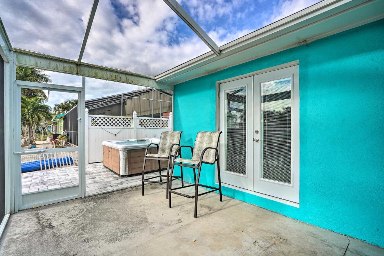 Waterfront Matlacha Home With Hot Tub And Grill! Exterior photo